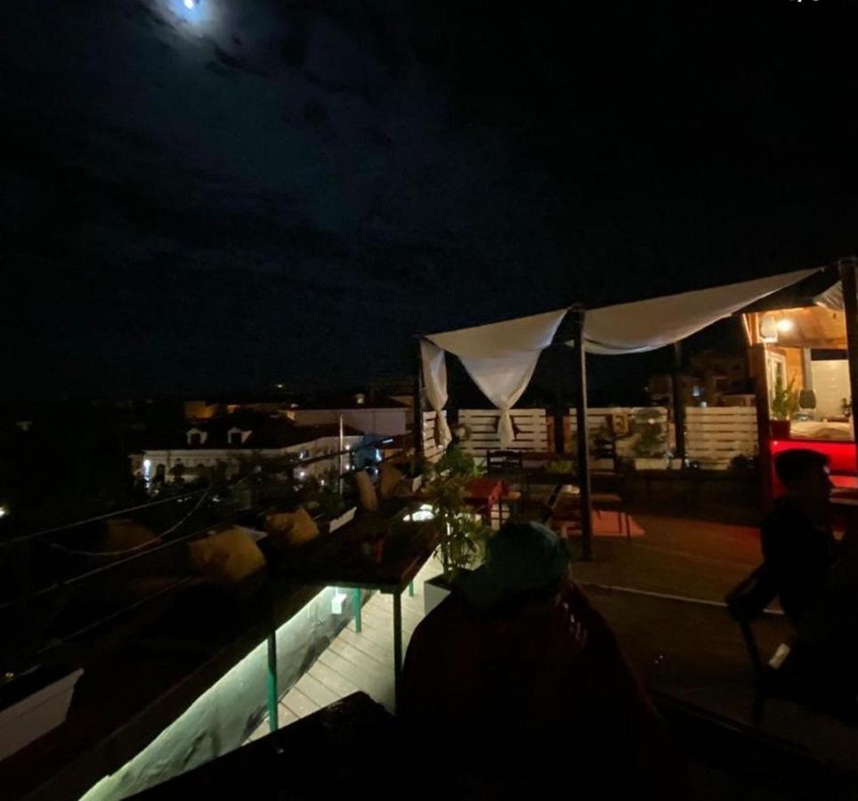 שקודר The Rooftop Hostel מראה חיצוני תמונה