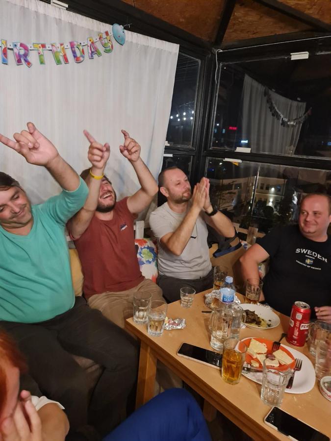 שקודר The Rooftop Hostel מראה חיצוני תמונה