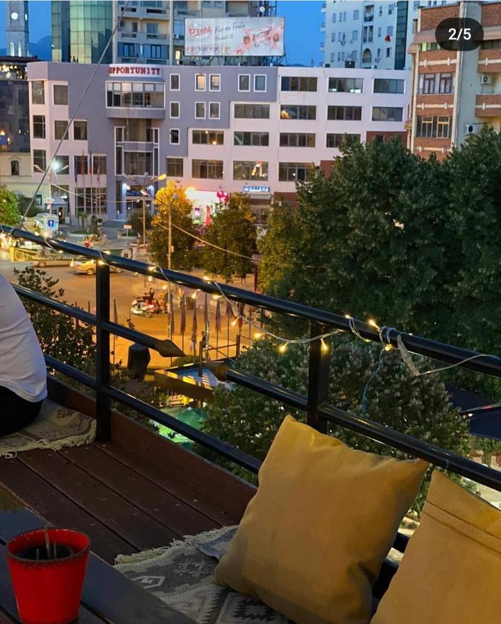 שקודר The Rooftop Hostel מראה חיצוני תמונה