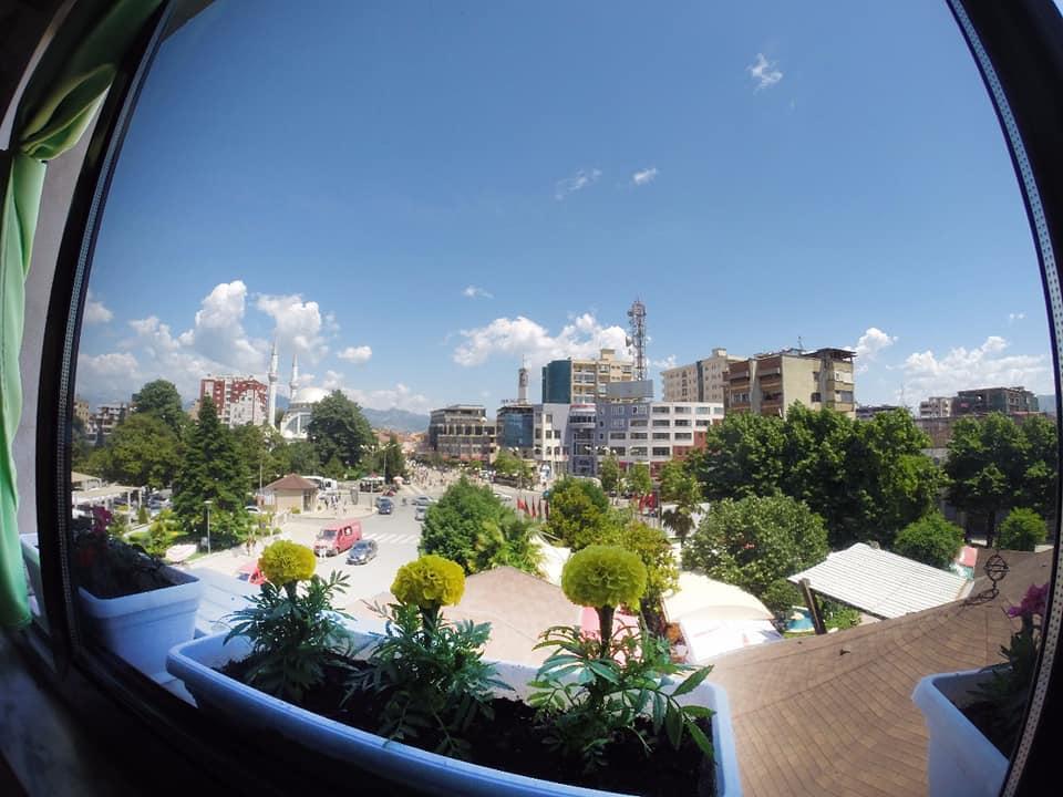 שקודר The Rooftop Hostel מראה חיצוני תמונה