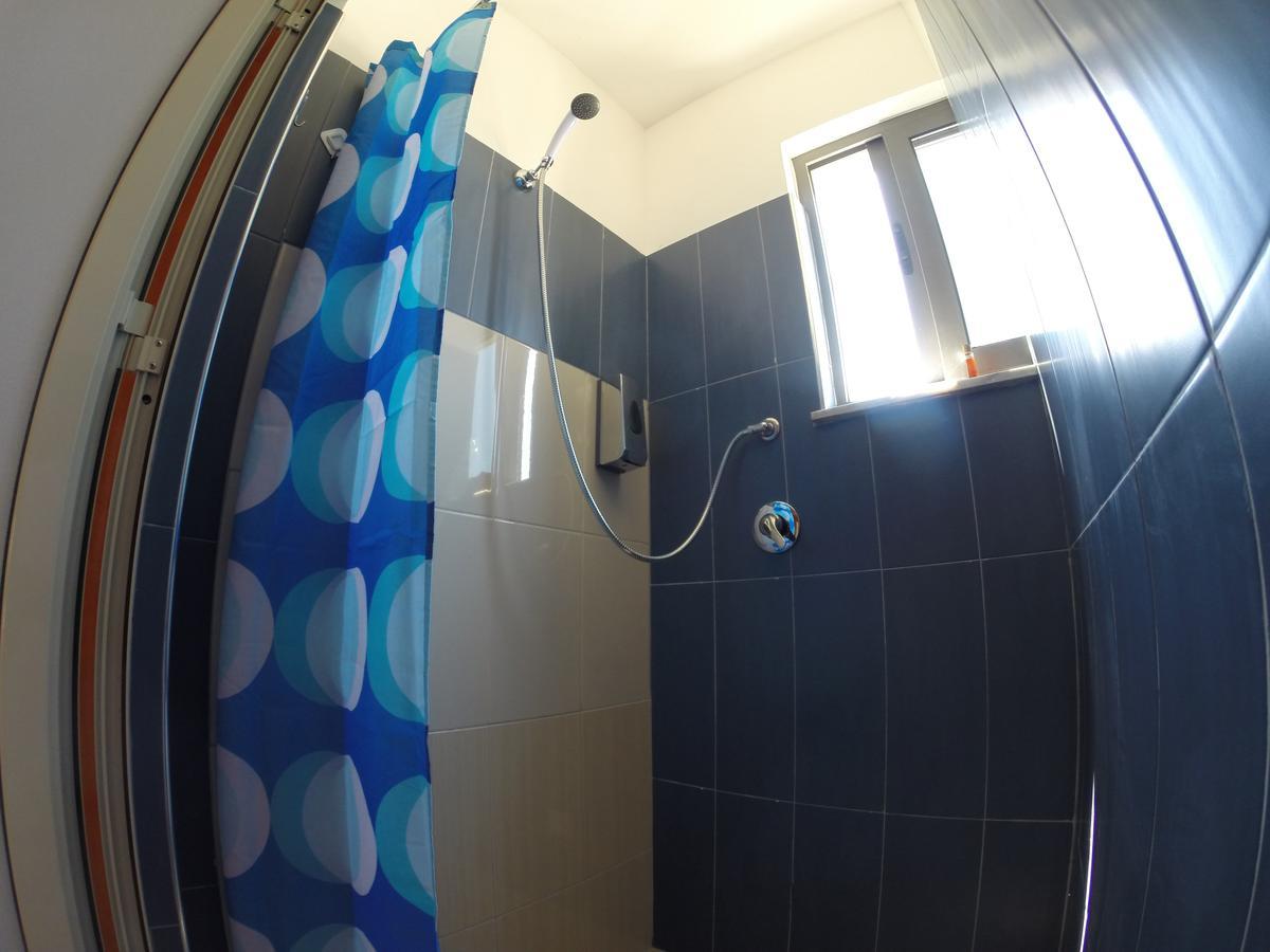 שקודר The Rooftop Hostel מראה חיצוני תמונה