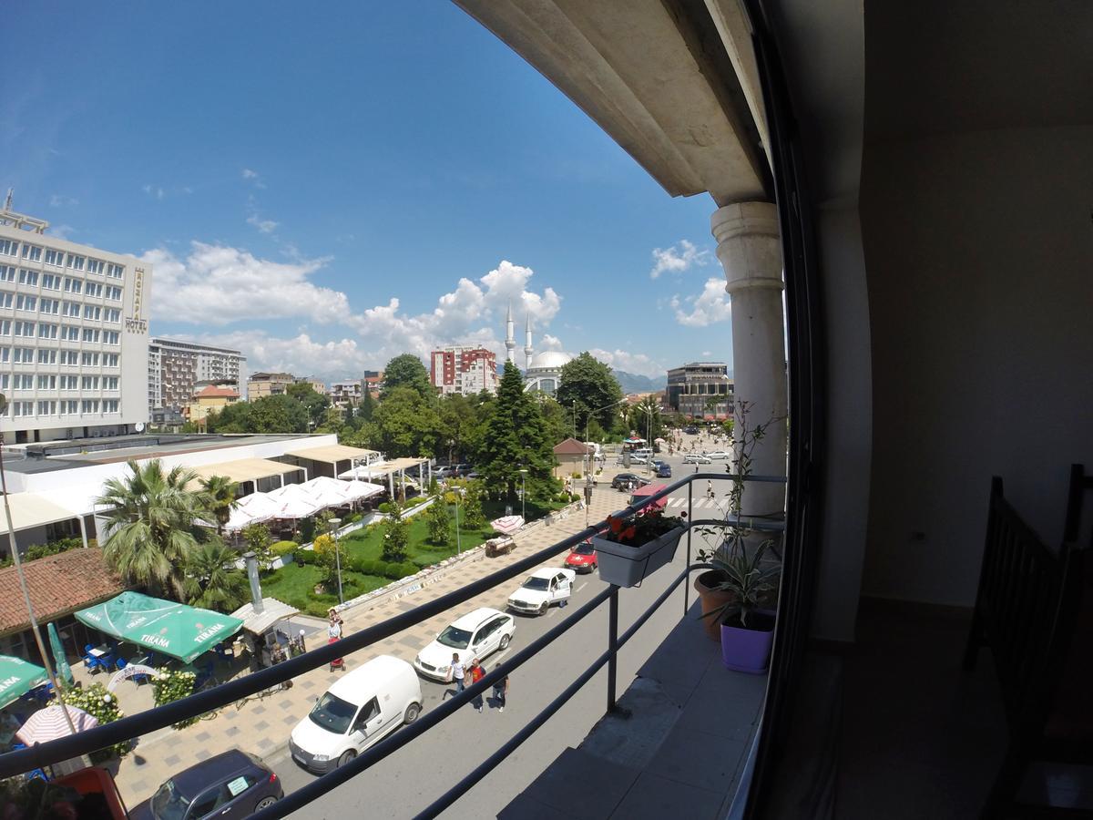 שקודר The Rooftop Hostel מראה חיצוני תמונה